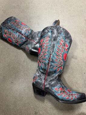 Texas Outlaw Boot & Fashion Co. Black Distressed Leather Red Wing Inlay Cowboy B